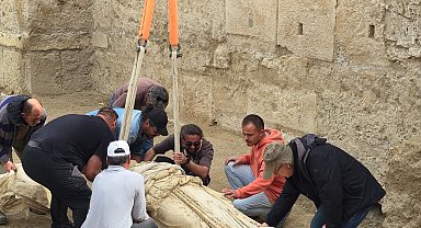 Laodikeia Antik Kenti'nde 2 metrelik Athena heykeli gün yüzüne çıkarıldı