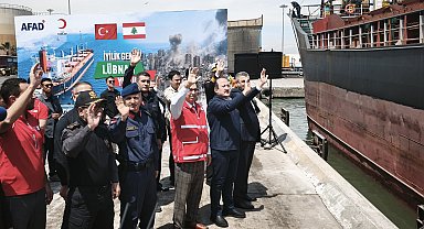 Lübnan'a gidecek yardım gemisi, Mersin'den yola çıktı