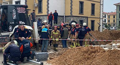 Manisa'da kanalizasyon çalışmasında göçük; 1 işçi toprak altında kaldı