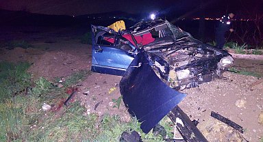 Manisa'da otomobil şarampole devrildi: 1 ölü, 1 yaralı