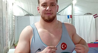 Milli güreşçi Hakan Büyükçıngıl, 125 kiloda Avrupa üçüncüsü oldu