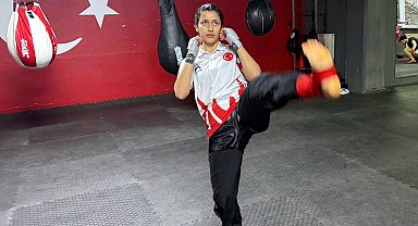 Milli muay thai sporcusu liseli Beyza'nın hedefi Avrupa ve dünya şampiyonluğu