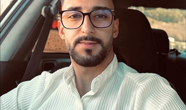 Minibüsle çarpışan motosikletin sürücüsü hayatını kaybetti
