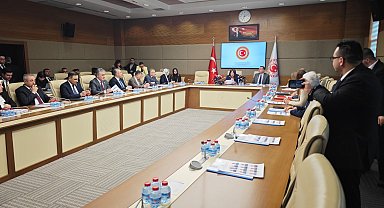 Okul Olaylarını ve Dijital Riskleri Araştırma Komisyonu Başkanlığı'na AK Parti'li Beyazıt seçildi