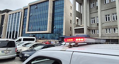 Okuluna saldırı yapacağına yönelik mesaj atan lise öğrencisi adliyede