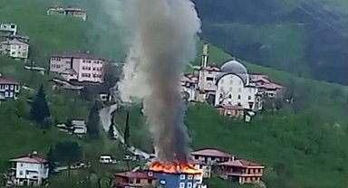 Ordu'da bir ev yangında büyük hasar gördü