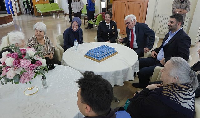 Polis Teşkilatı'nın 181'inci yılında Etiler Huzurevi'nde kalan emekli personele ziyaret