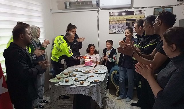 Polisten engelli Atike'ye sürpriz doğum günü