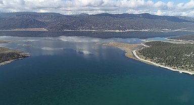 Prof. Dr. Baştaş: Yapay zekanın, 2027 yılında 6 milyar metreküp su tüketmesi bekleniyor