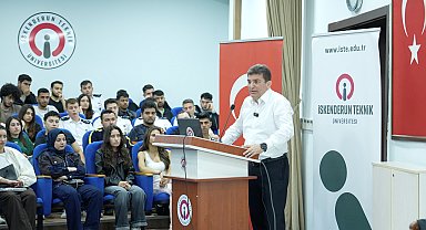 Prof. Dr. Murat Yalçıntaş, İskenderun Teknik Üniversitesi'nde gençlerle bir araya geldi