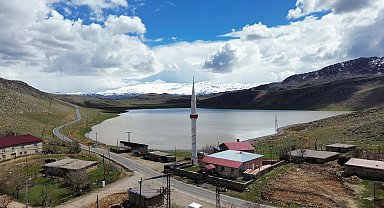 Prof. Dr. Sabancı: Zirin Gölü'nün yazın kuruması jeolojik yapıya bağlı