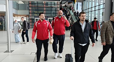 Rekortmen şampiyon Rıza Kayaalp yurda döndü