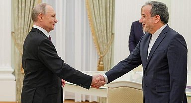 Rusya Devlet Başkanı Putin, İran Dışişleri Bakanı Arakçi ile bir araya geldi