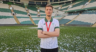 Şampiyon Bursaspor'un genç file bekçisinin en büyük hayali A Milli Takım