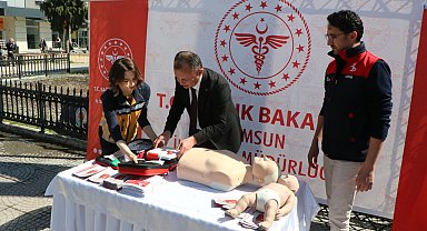 Samsun'da ani kalp durmalarına karşı 3 noktaya yerli şok cihazı yerleştirildi