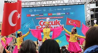 Samsun'da Türk Dünyası Çocuk Festivali