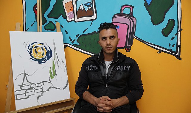 Sanatla hayata tutundu, ilk sergisini açıyor