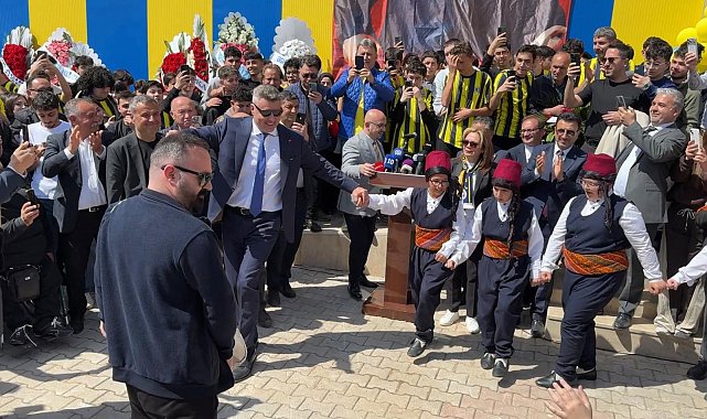 Saran: Bu salondan yükselen ses sadece top sesi değil, emeğin ve umudun sesi olsun