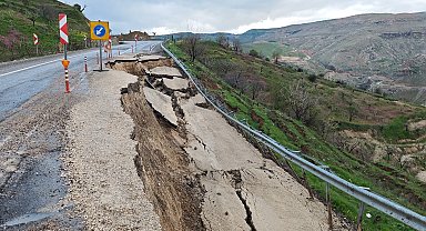 Siirt'te heyelan nedeniyle kara yolunda çökme meydana geldi