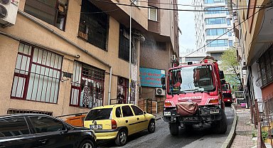 Şişli'de baca yangını paniğe neden oldu