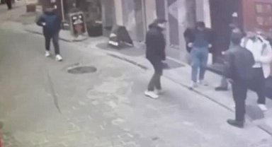 Taksim'de evden cep telefonu çalan 3 şüpheli yakalandı