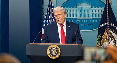 Trump: 34 gemi Hürmüz Boğazı'ndan geçti