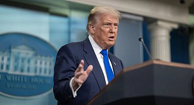 Trump: Ablukayı aşmaya çalışan İran gemisini vurarak ele geçirdik