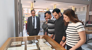 Türk Tarih Kurumu Kütüphanesi eserleri izlenime sunuldu