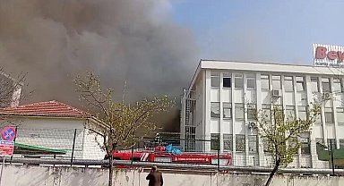 Ümraniye'de iş yerinde yangın-1