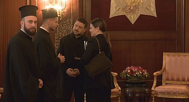 Zelenskiy Fener Rum Ortodoks Patrikhanesi'ni ziyaret ediyor-1