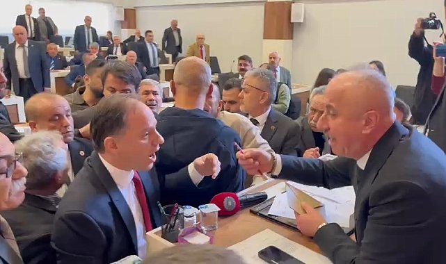 Zonguldak İl Genel Meclisi başkanlık seçiminde gerginlik