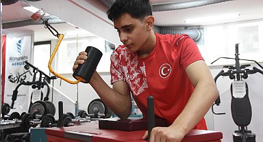 15 yaşında bileğiyle Avrupa şampiyonu