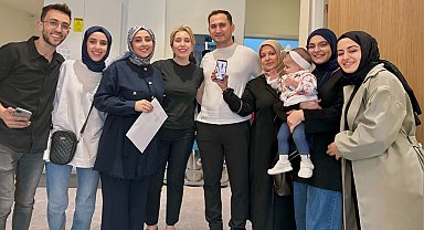 'Altın yumurta' ile Ömer Asaf'ı kucağına alan Şeydanur'un ilk Anneler Günü 