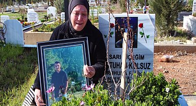8 bıçak darbesiyle öldürülen Batuhan'ın annesi: Anneler Günü'nde hediye alan oğlum artık toprağın altında