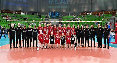 A Milli Kadın Voleybol Takımı, Sırbistan'a 3-1 mağlup oldu