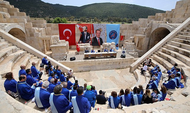 Akdeniz Üniversitesi Senatosu, antik kentteki Likya Birliği Meclis binasında toplandı