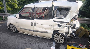 Alkollü sürücü, zincirleme kazaya neden oldu; 3 yaralı