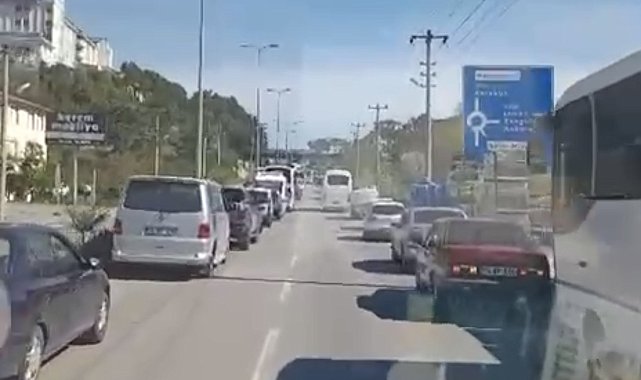 Ambulansa fermuar sistemiyle yol verdiler
