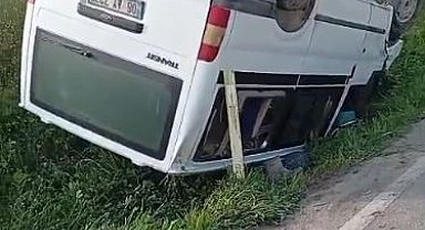 Ankara'da devrilen minibüsün sürücüsü öldü
