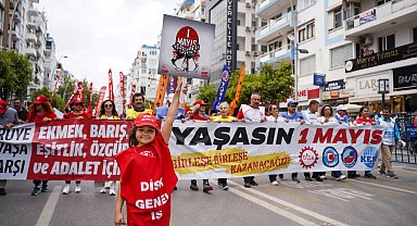 Antalya'da coşkulu 1 Mayıs kutlaması