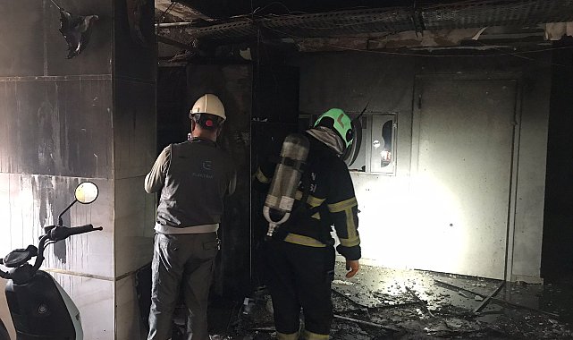 Apartmanda çıkan yangında 6 kişi dumandan etkilendi