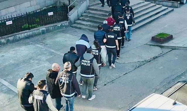 Artvin merkezli 14 ilde kaçakçılık operasyonu: 11 tutuklama