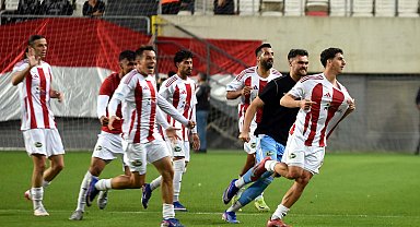 Ayvalıkgücü final aşkına