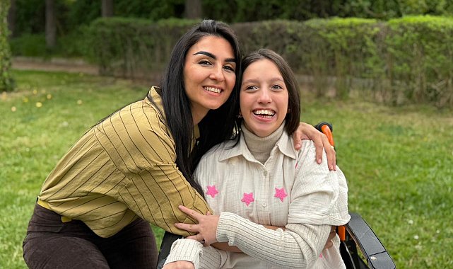 Bahar, annesinin geliştirdiği aparatla elini kullanmaya başladı
