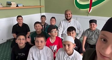 Bakan Çiftçi'den hafız adaylarına yemek jesti