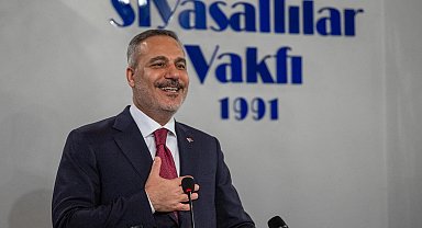 Bakan Fidan, Siyasallılar Vakfı'nı ziyaret etti