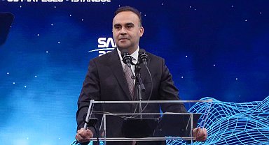 Bakan Kacır: Avrupa'daki karar vericiler Türkiye ile çok daha sıkı iş birliğine yönelmelidir