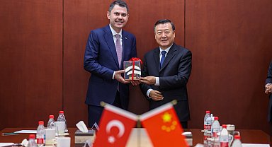 Bakan Kurum, Çin'de