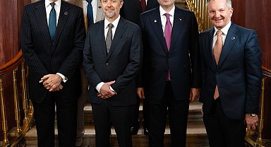 Bakan Kurum, Danimarka Kralı Frederik tarafından kabul edildi