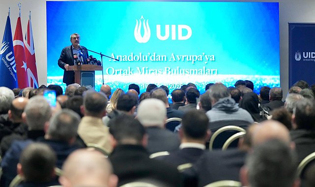 Bakan Tekin, Londra'da 'Anadolu'dan Avrupa'ya Ortak Miras Buluşmaları' programına katıldı